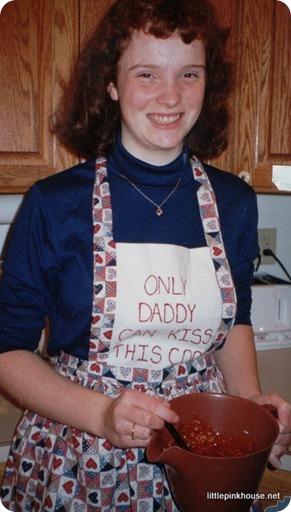 Only Daddy Can Kiss This Cook Apron (1999)
