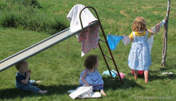 making their own clothesline