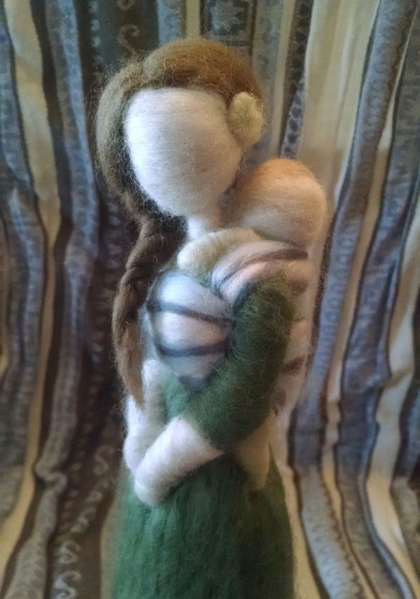 Jenny of Radish Wool Works creates beautiful handmade figures from local wool. With an emphasis on motherhood and babywearing figures, she has both ready-to-ship figures as well as custom packages that allow you to pick the color and style of the clothing, hair, and, of course, the baby carrier.